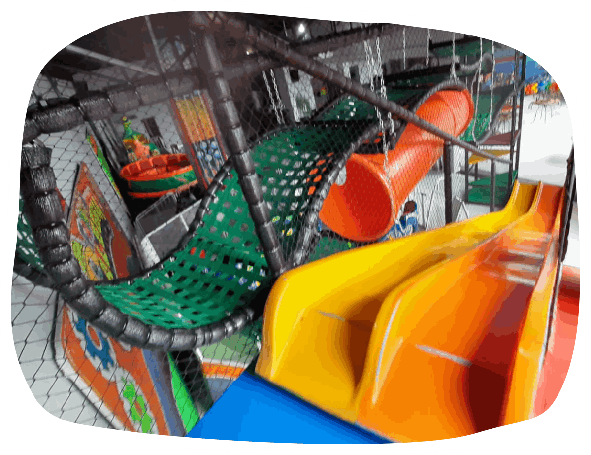 Brinquedos - Buffet Fábrica da Alegria