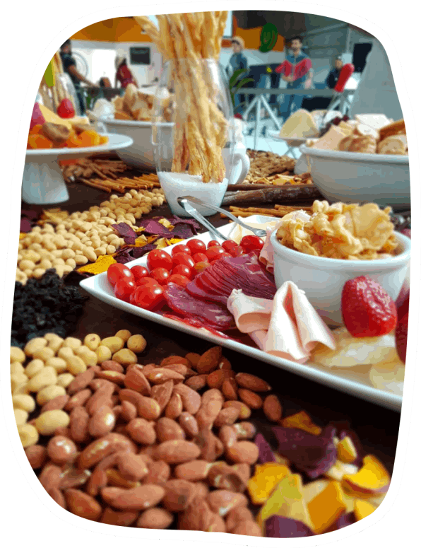 Comidinhas - Buffet Fábrica da Alegria